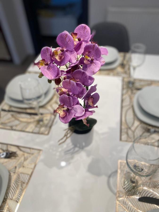 Gabrielle2 Apartman Debrecen Ngoại thất bức ảnh